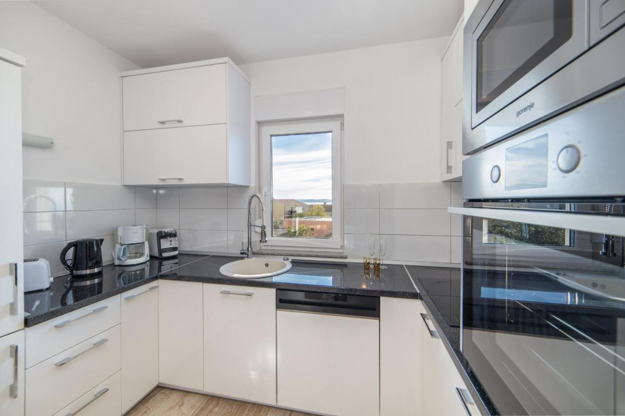 Crystal Apartment
